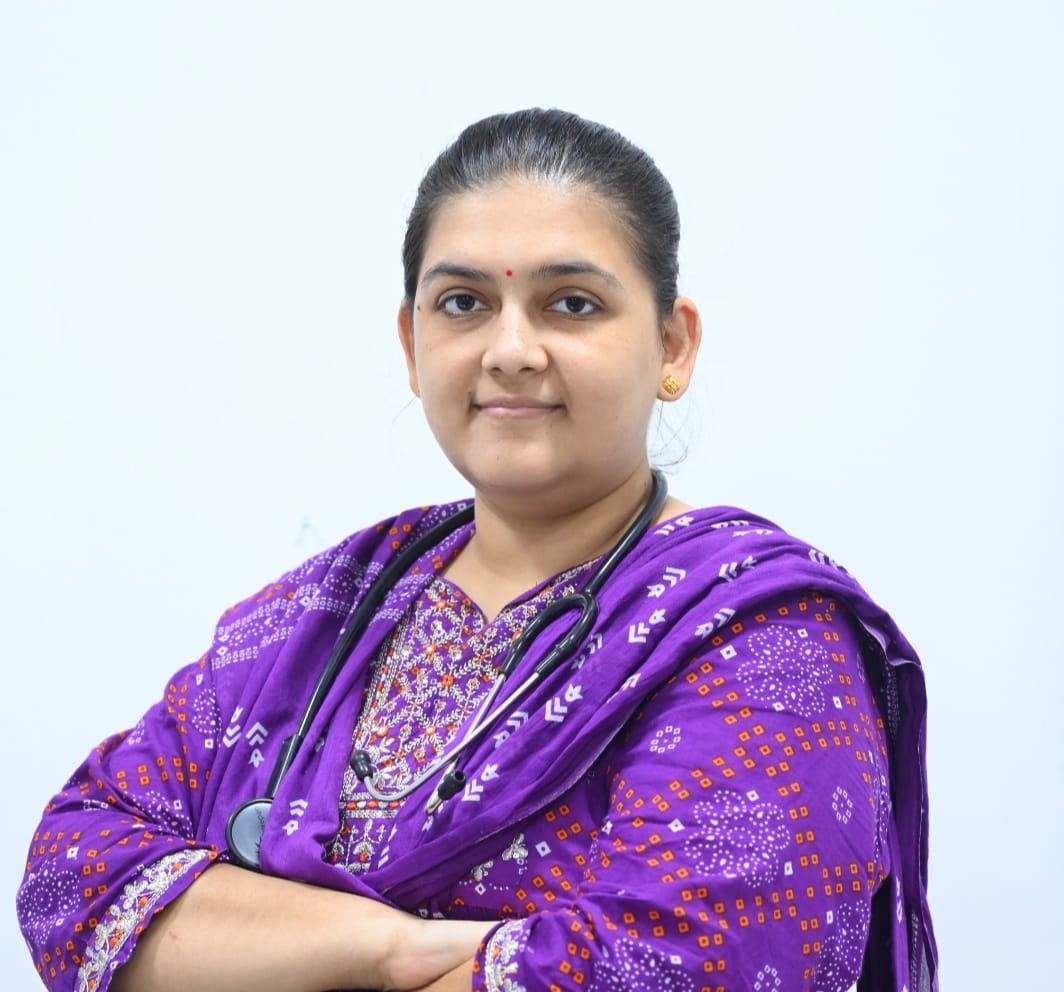 Dr. Ruchi Pujara (MBBS, DGO)